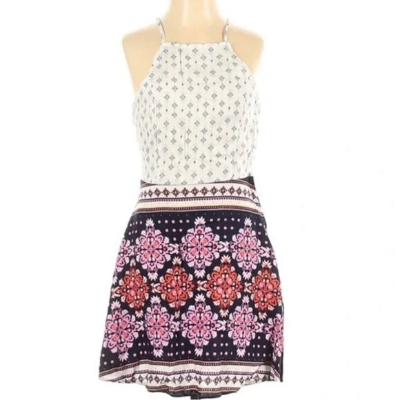 H&M white boho mini halter dress size 8 - Picture 3 of 6